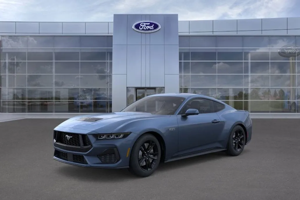 2025 Ford Mustang GT photo 1