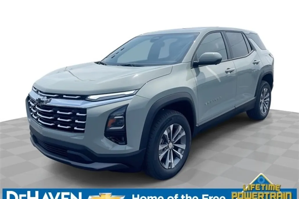 2026 Chevrolet Equinox LT photo 1