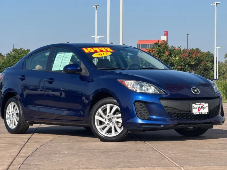 2013 Mazda Mazda3 Touring photo 1