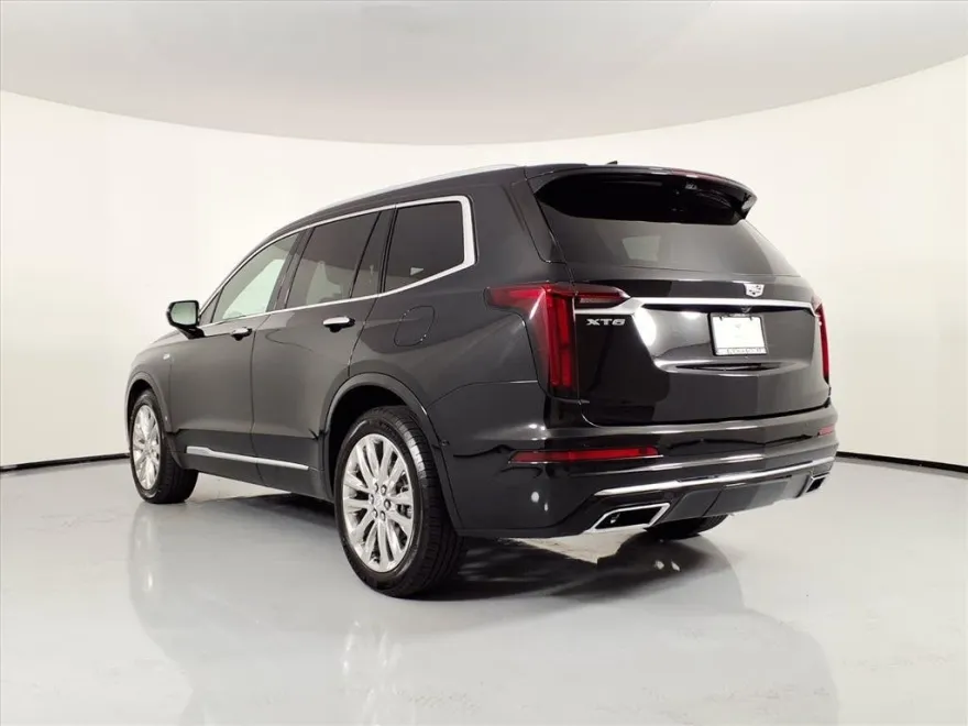 2024 Cadillac XT6 Premium Luxury photo 1