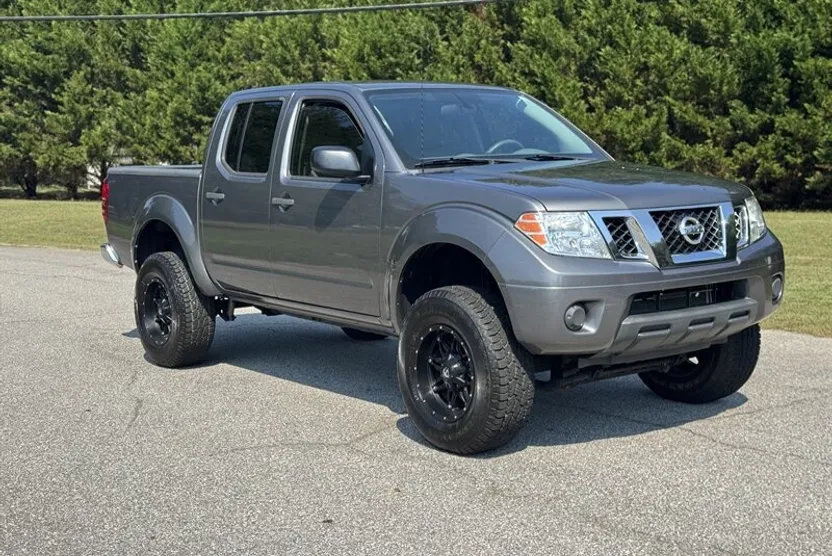2019 Nissan Frontier SV photo 1