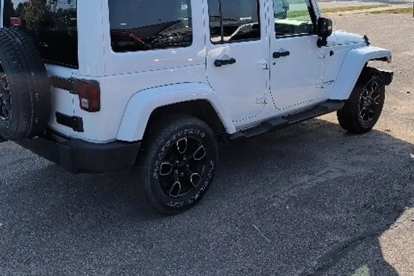 2018 Jeep Wrangler Unlimited Altitude photo 1