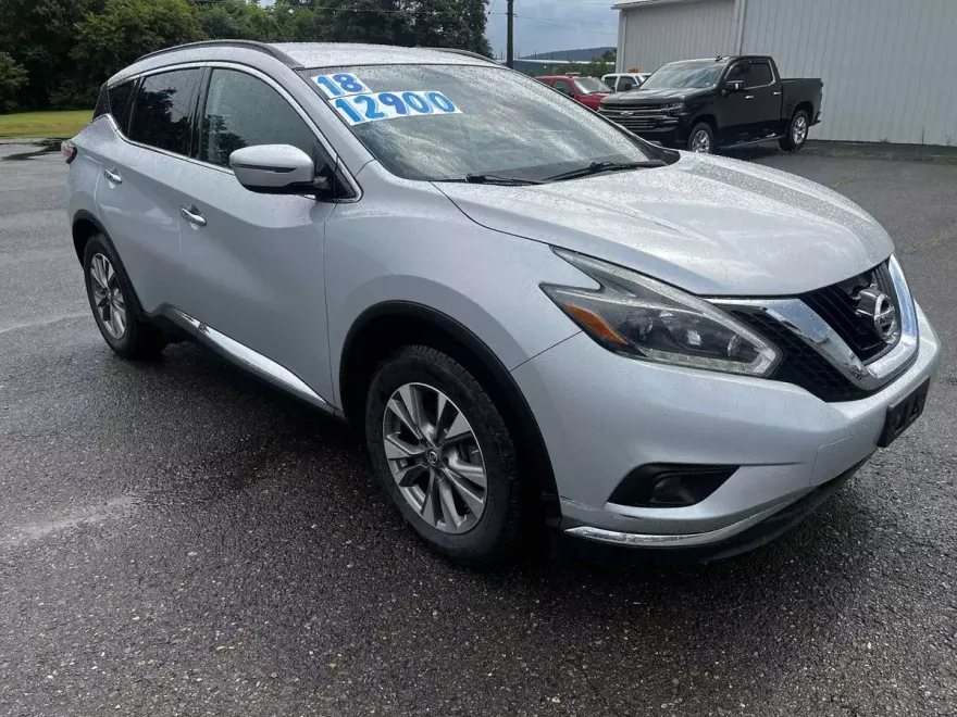 2018 Nissan Murano SV photo 1