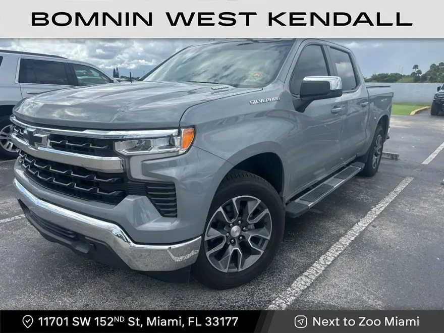 2024 Chevrolet Silverado 1500 LT photo 1