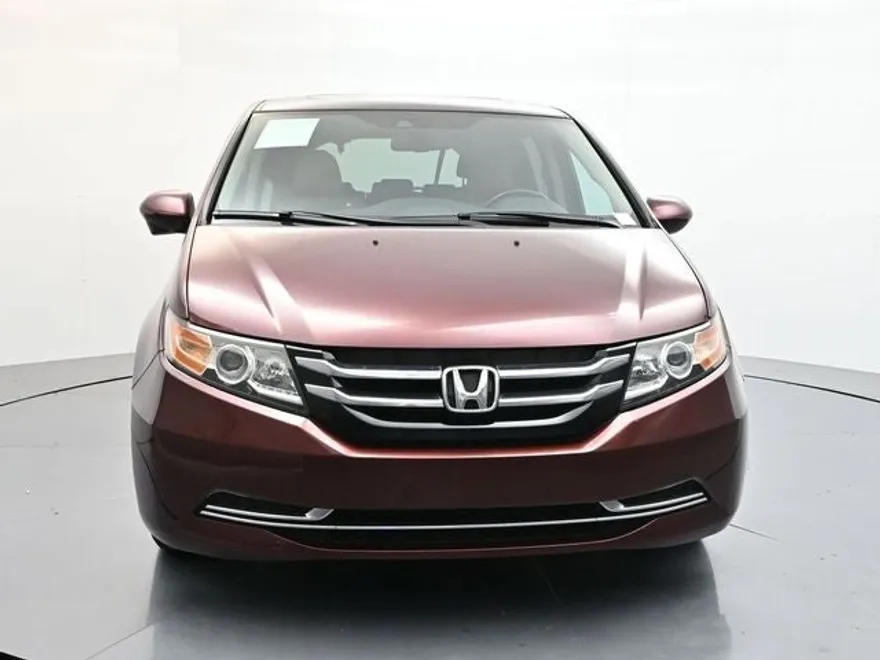 2016 Honda Odyssey EX-L photo 1