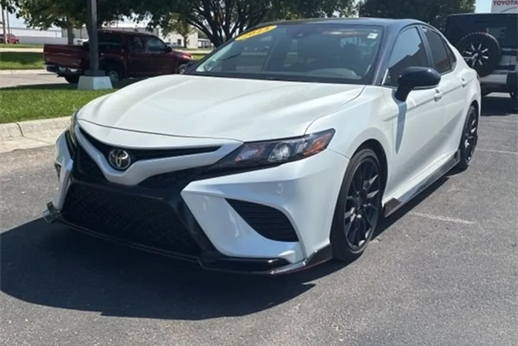 2023 Toyota Camry TRD V6 photo 1