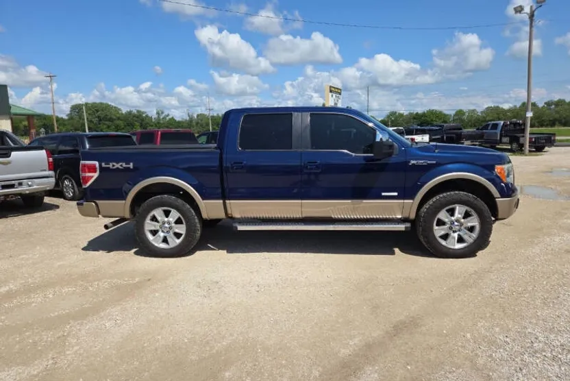 2011 Ford F-150 Lariat photo 1