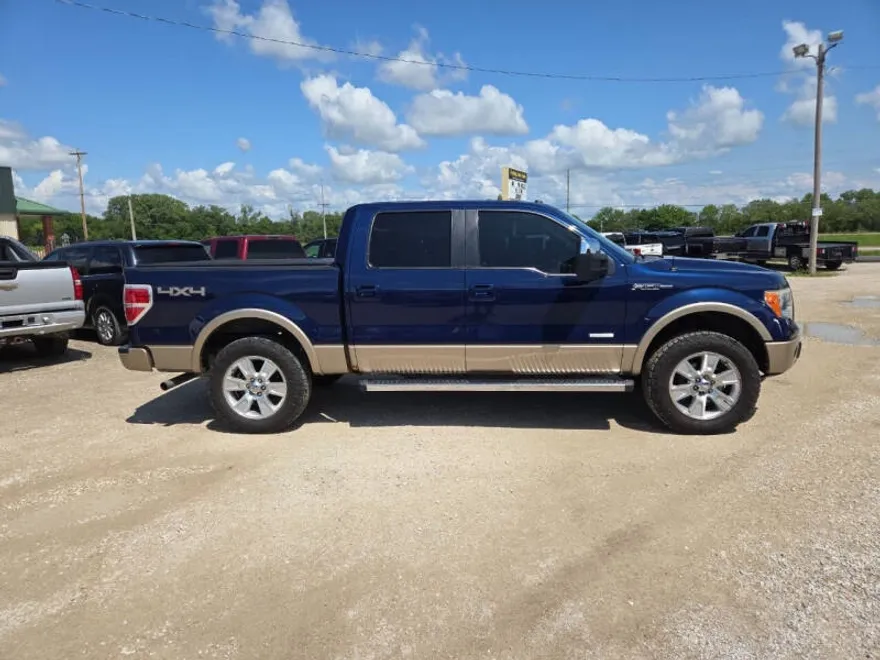 2011 Ford F-150 Lariat photo 1