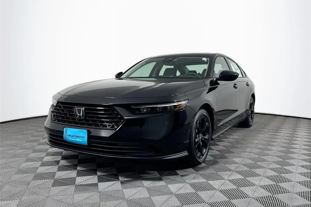 2025 Honda Accord SE photo 1