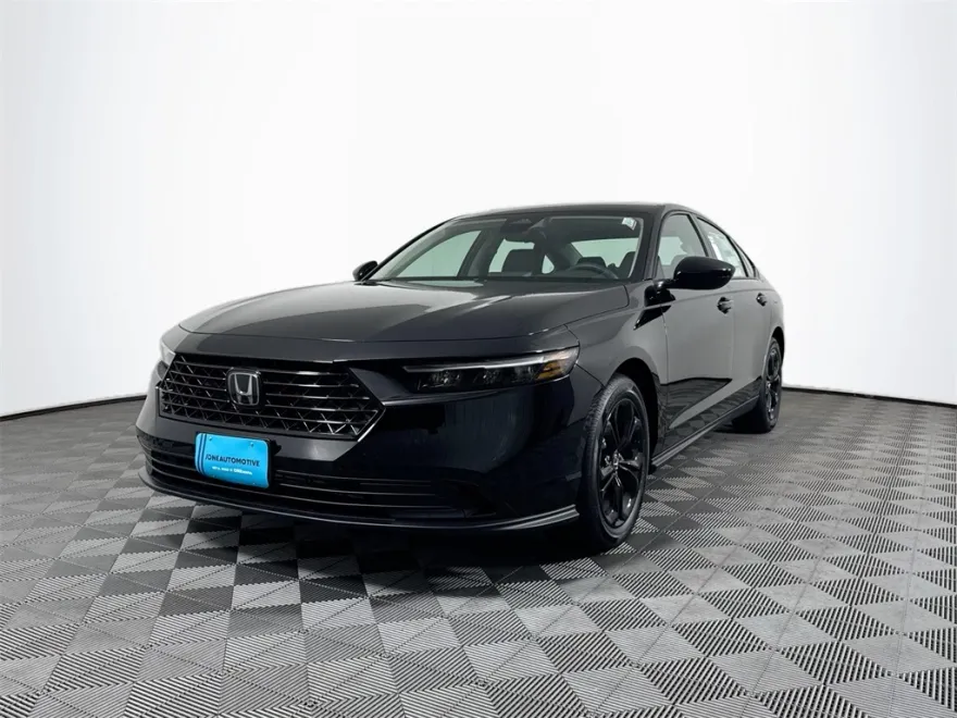 2025 Honda Accord SE photo 1