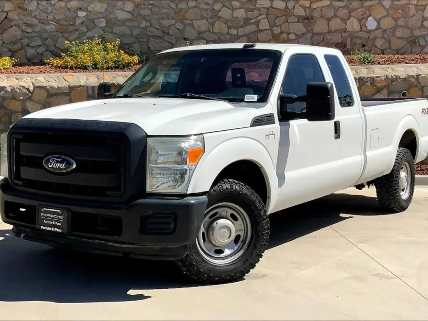 2011 Ford F-250 XL photo 1