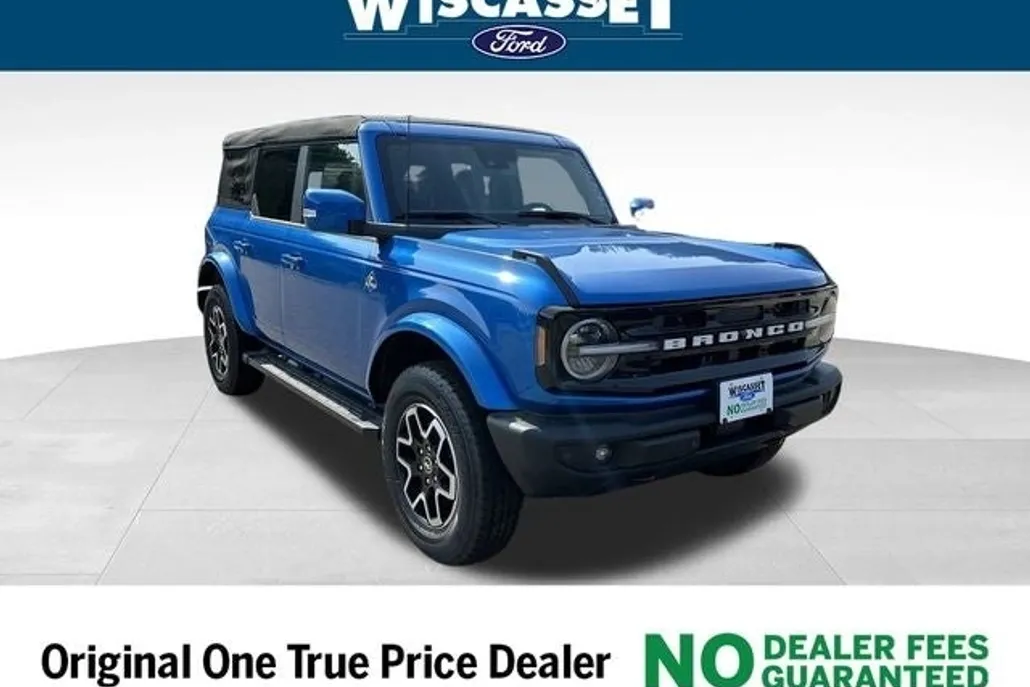 2024 Ford Bronco Outer Banks photo 1