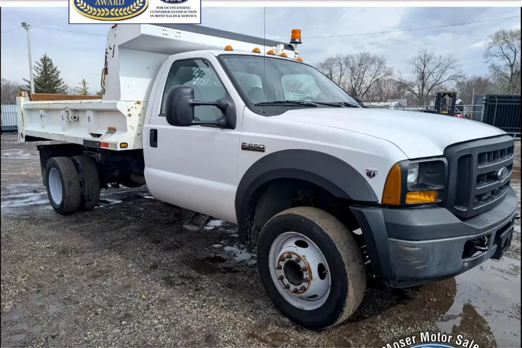 2006 Ford F-550 XL photo 1