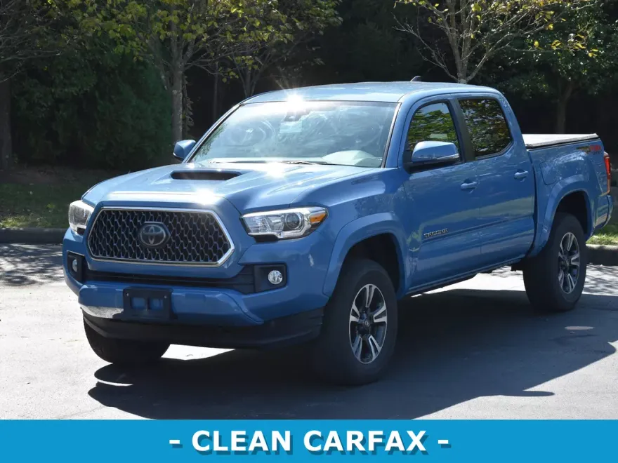 2019 Toyota Tacoma TRD Sport V6 photo 1