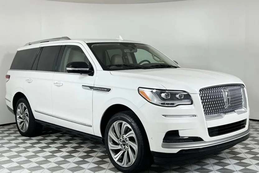 2023 Lincoln Navigator Reserve photo 1