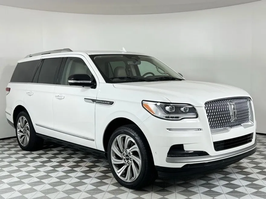2023 Lincoln Navigator Reserve photo 1