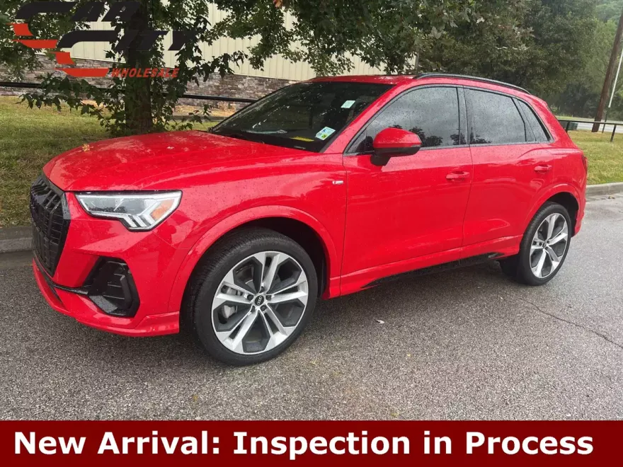 2022 Audi Q3 S line Premium Plus photo 1