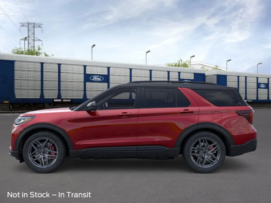 2025 Ford Explorer ST photo 1