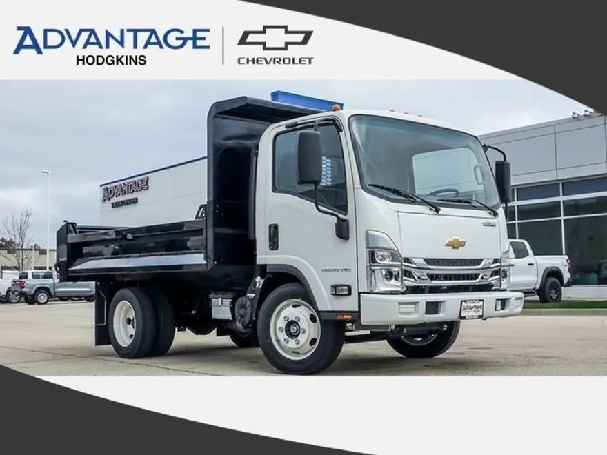 2024 Chevrolet Silverado 4500HD Base photo 1