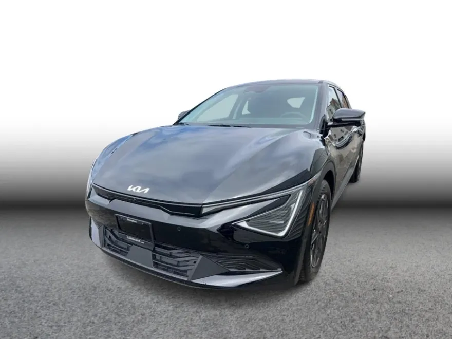 2025 Kia EV6 Light photo 1