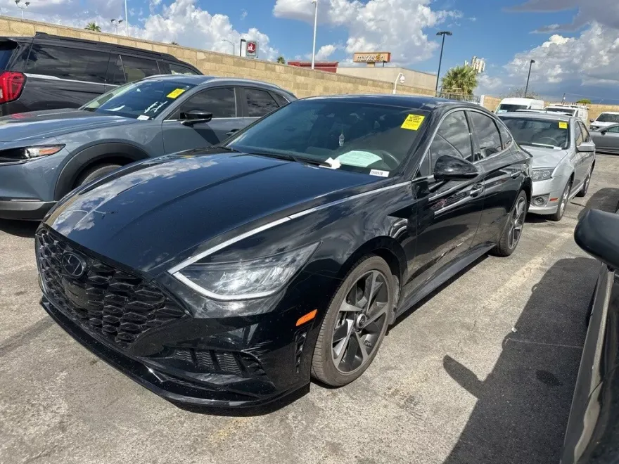 2021 Hyundai Sonata SEL Plus photo 1