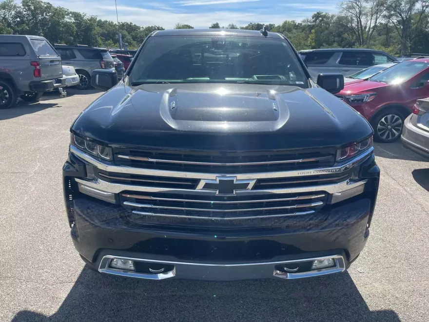 2022 Chevrolet Silverado 1500 High Country photo 1