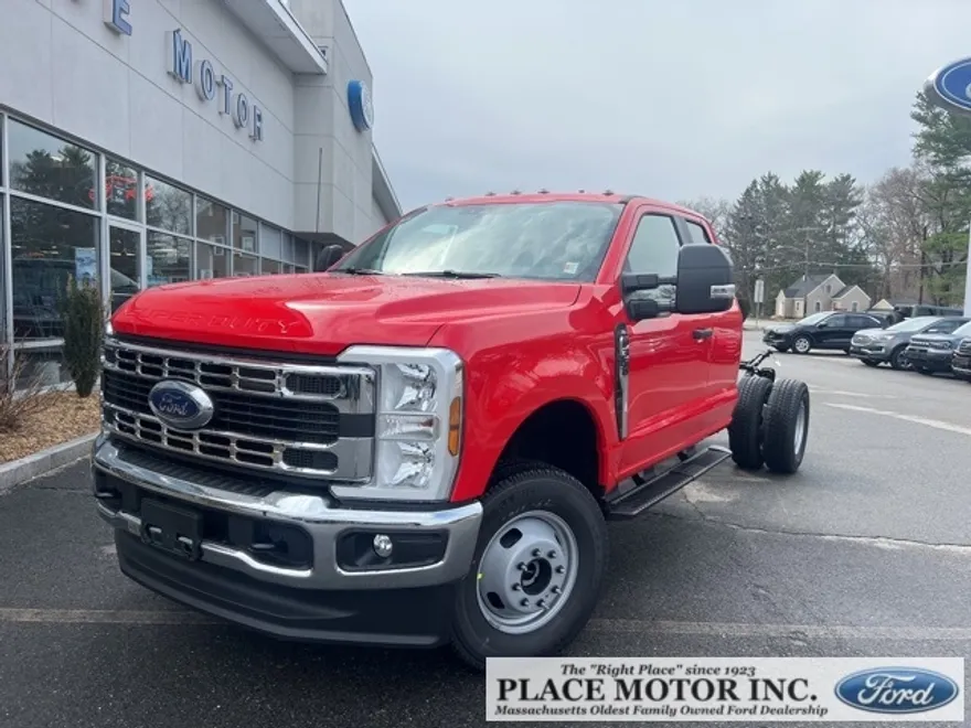 2025 Ford F-350 photo 1