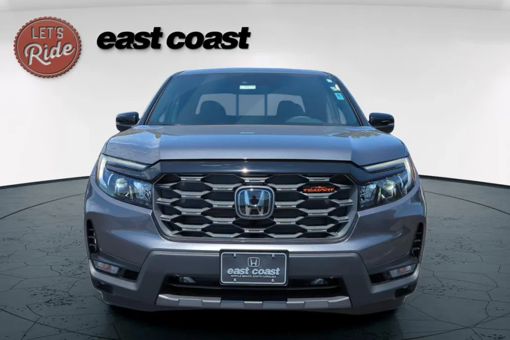 2025 Honda Ridgeline TrailSport photo 1