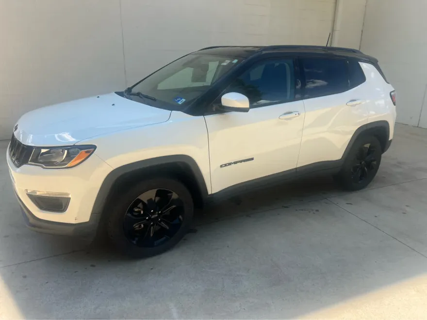 2020 Jeep Compass Latitude photo 1