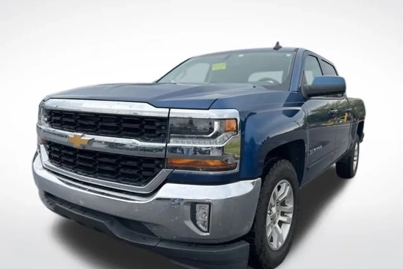 2017 Chevrolet Silverado 1500 LT photo 1