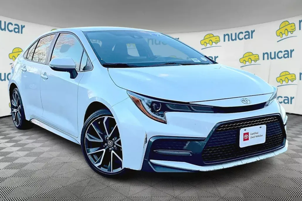 2022 Toyota Corolla SE photo 1