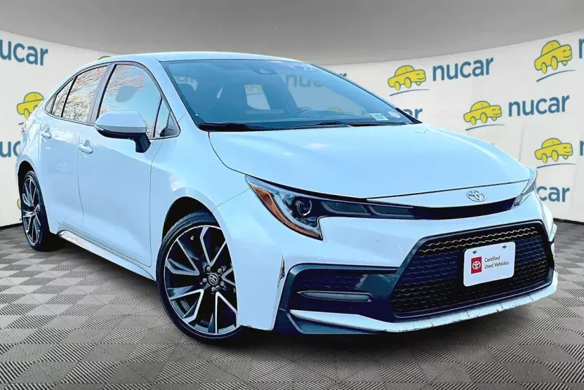 2022 Toyota Corolla SE photo 1