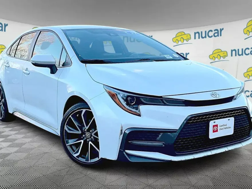2022 Toyota Corolla SE photo 1
