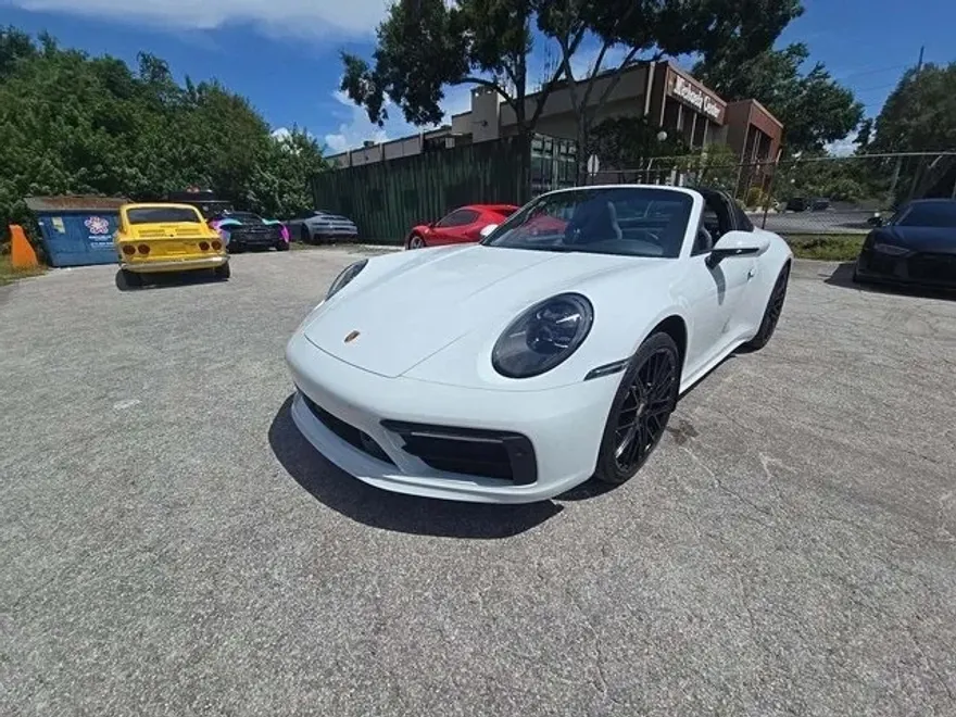 2022 Porsche 911 Targa 4S photo 1