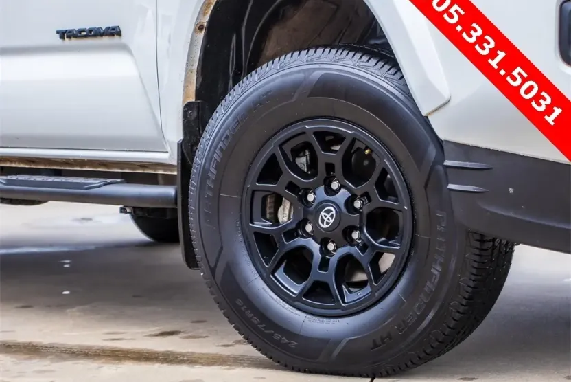 2022 Toyota Tacoma SR5 V6 photo 1