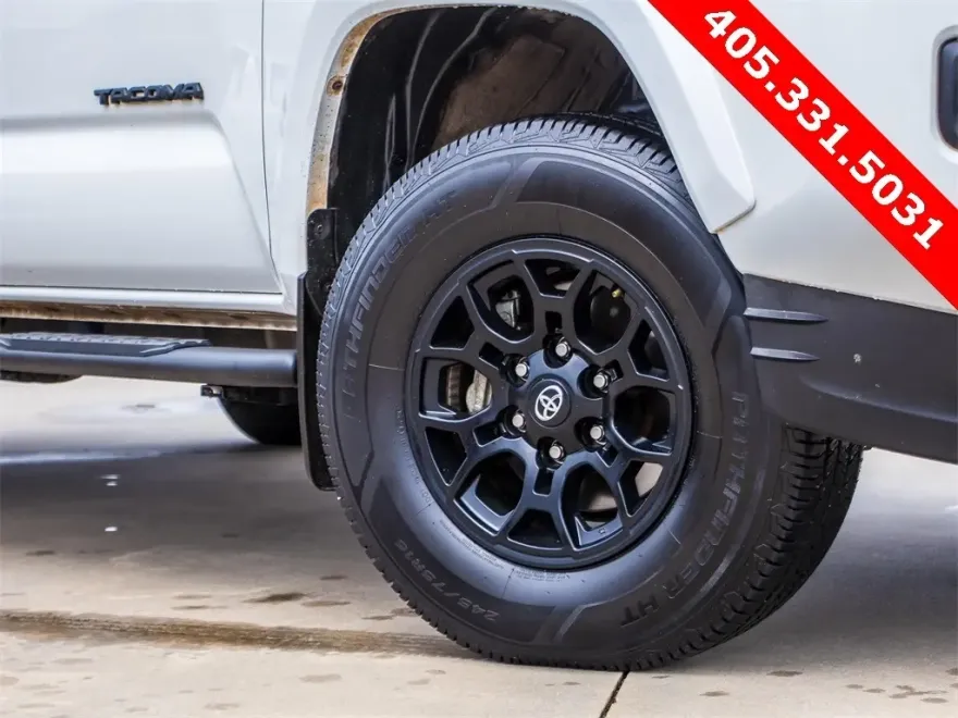 2022 Toyota Tacoma SR5 V6 photo 1