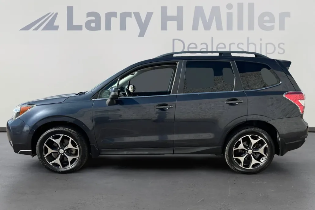 2014 Subaru Forester 2.0XT Touring photo 1