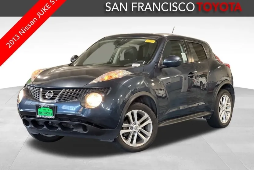 2013 Nissan Juke SV photo 1
