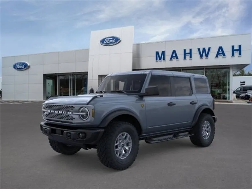2025 Ford Bronco Badlands photo 1