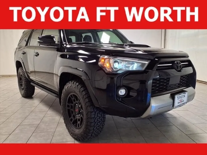2022 Toyota 4Runner TRD Off-Road Premium photo 1