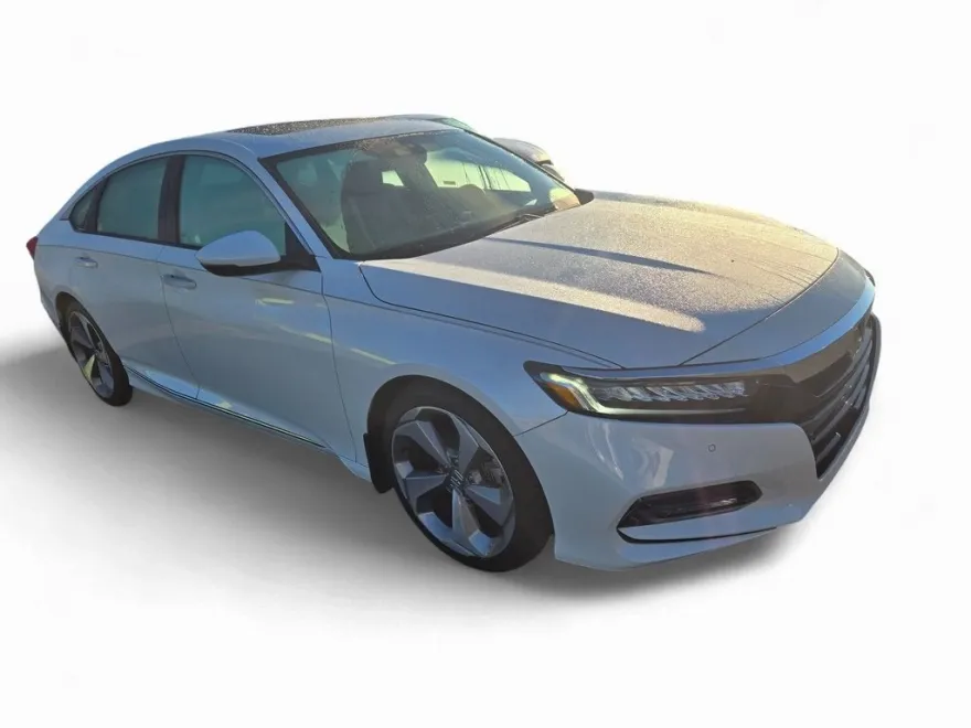 2018 Honda Accord Touring 1.5T photo 1