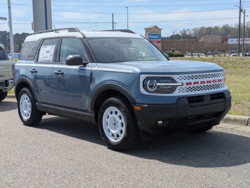 2025 Ford Bronco Sport Heritage photo 1