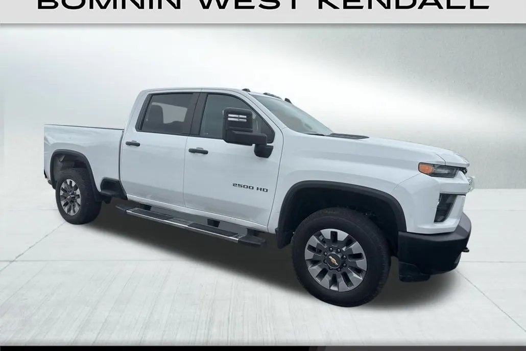 2022 Chevrolet Silverado 2500HD Custom photo 1