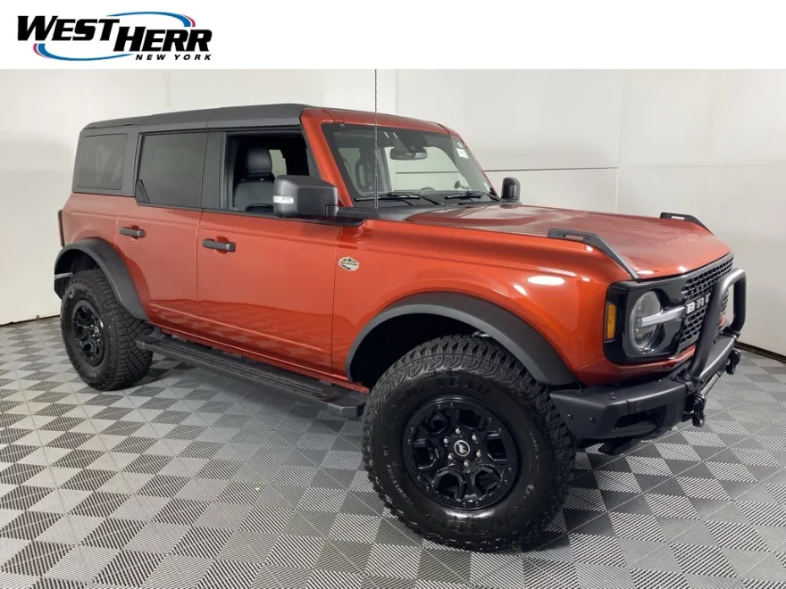 2024 Ford Bronco Wildtrak photo 1