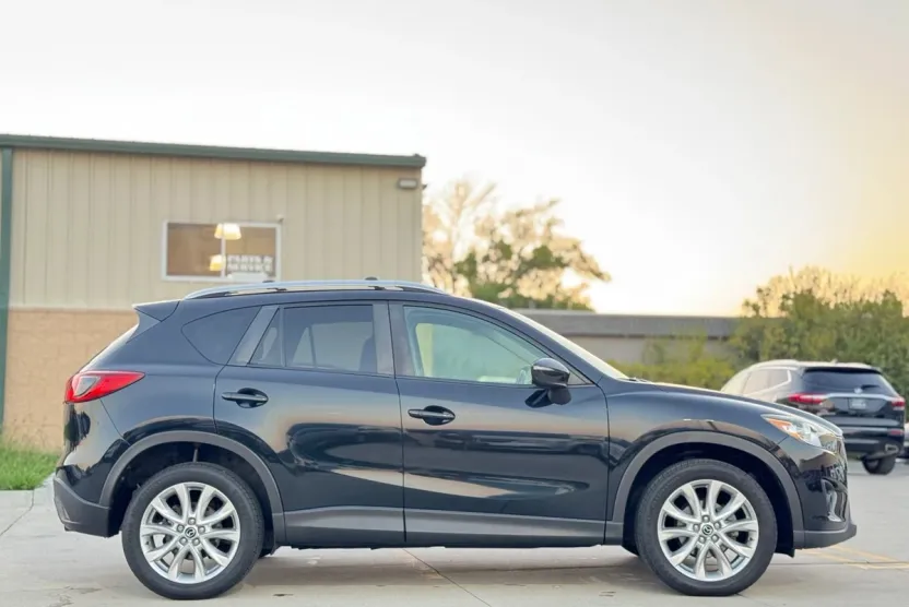 2015 Mazda CX-5 Grand Touring Sport photo 1