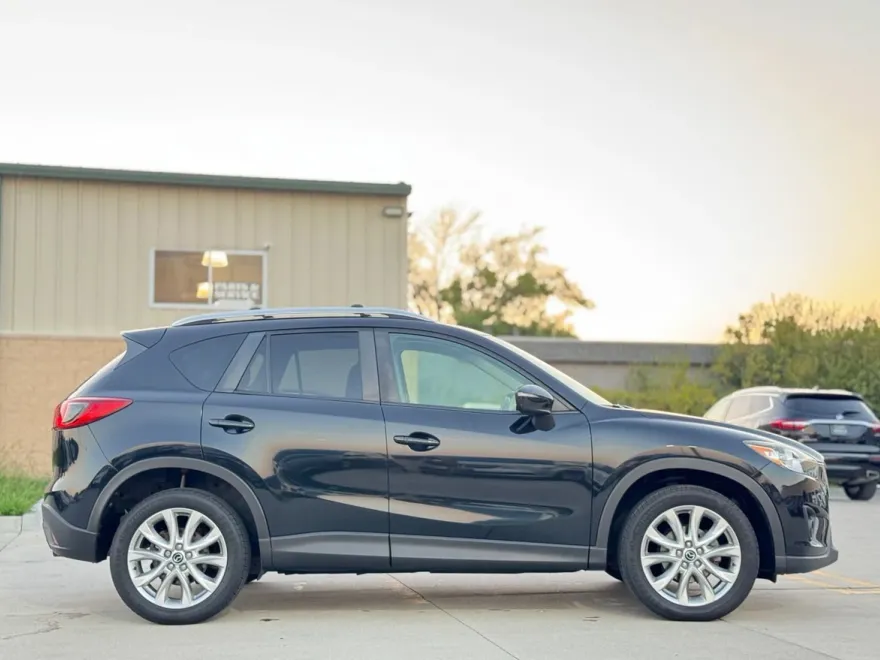 2015 Mazda CX-5 Grand Touring Sport photo 1