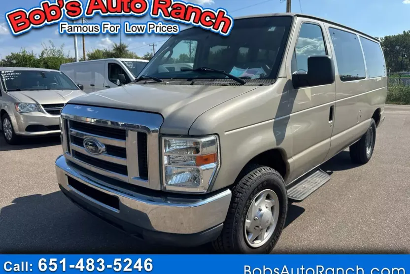 2013 Ford E-350 photo 1