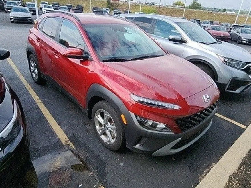 2023 Hyundai Kona SEL photo 1