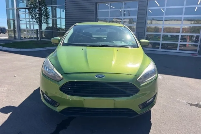 2018 Ford Focus SE photo 1