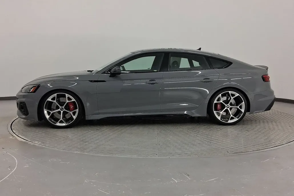 2024 Audi RS 5 Sportback photo 1